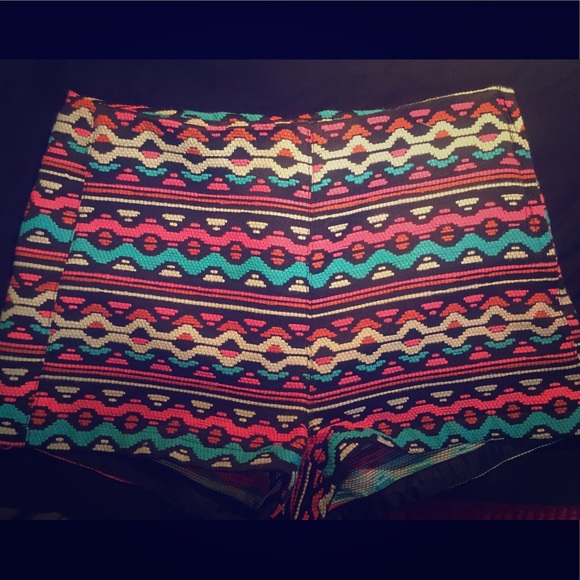 H&M Pants - H&M Coachella shorts ❤️ H&M Pants - H&M Coachella shorts ❤️